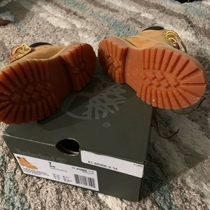Wheat Timberland boots (unisex)